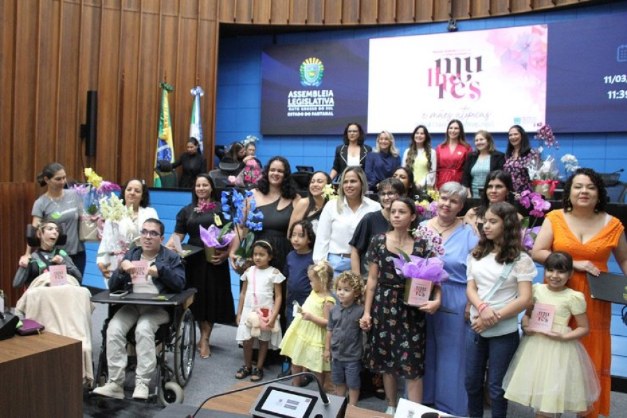 Troféu Celina Jallad: Legado das mães atípicas é reconhecido em homenagem na ALEMS